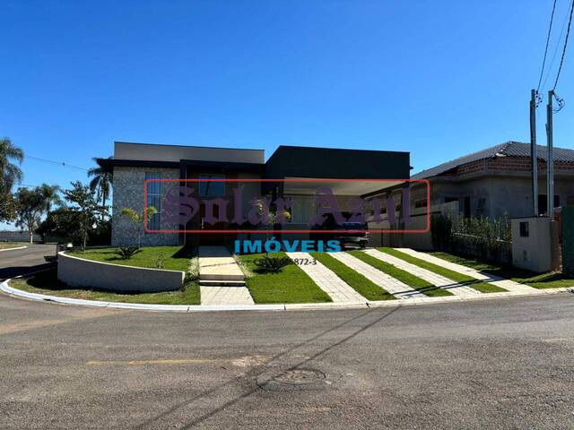 #CA122 - Casa para Venda em Bragança Paulista - SP